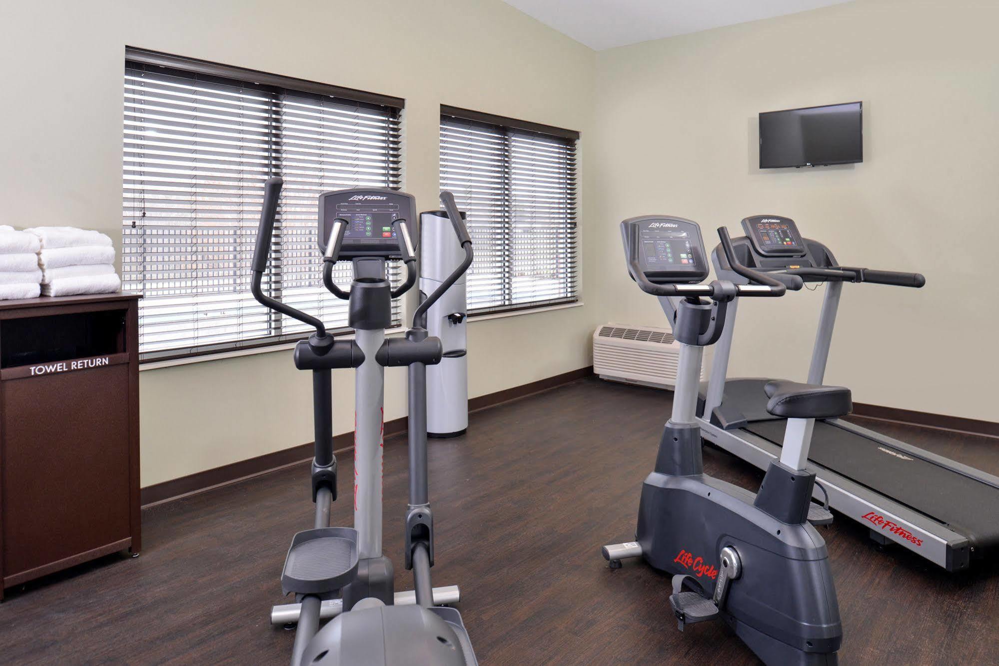 Appomattox Inn And Suites エクステリア 写真