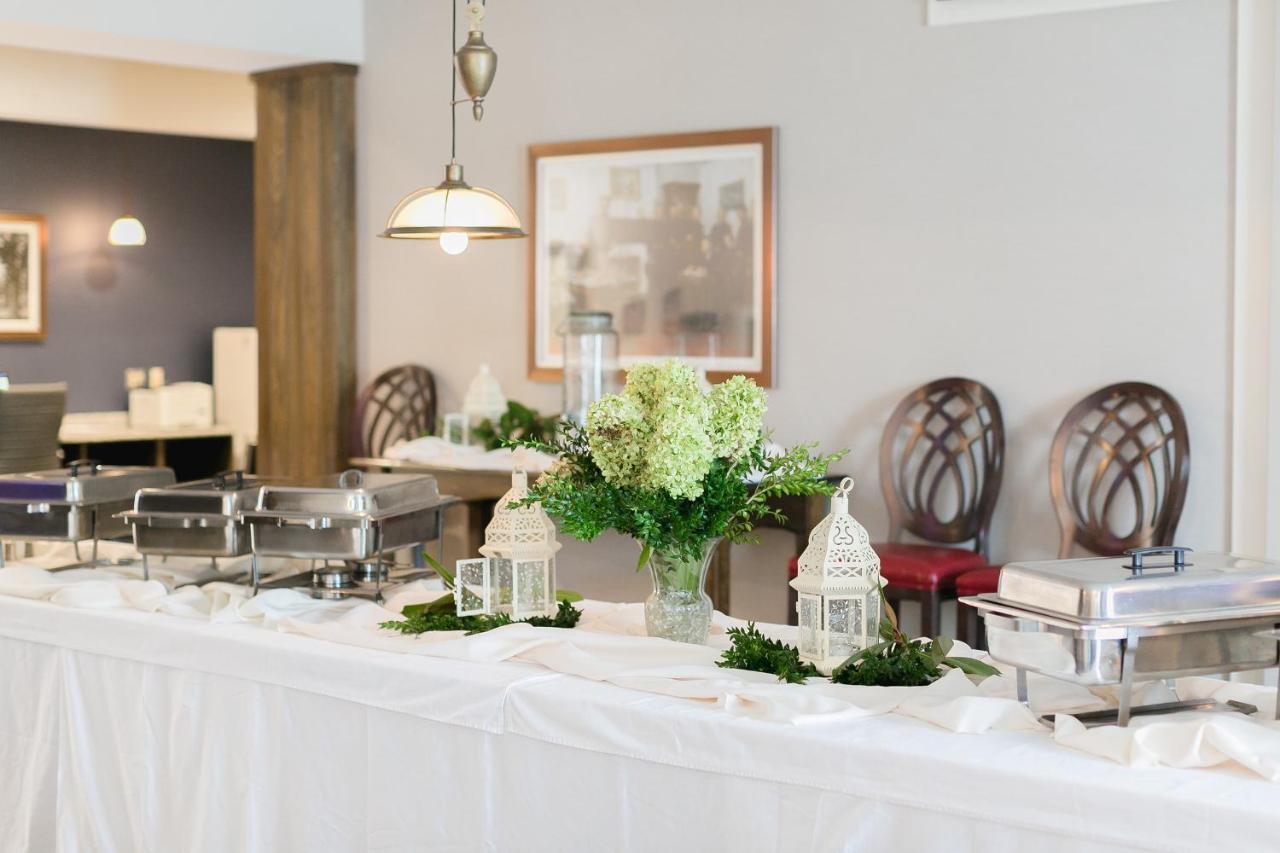 Appomattox Inn And Suites エクステリア 写真