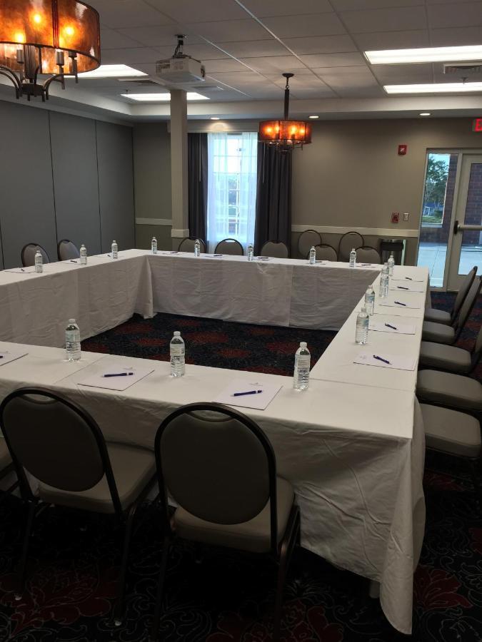Appomattox Inn And Suites エクステリア 写真