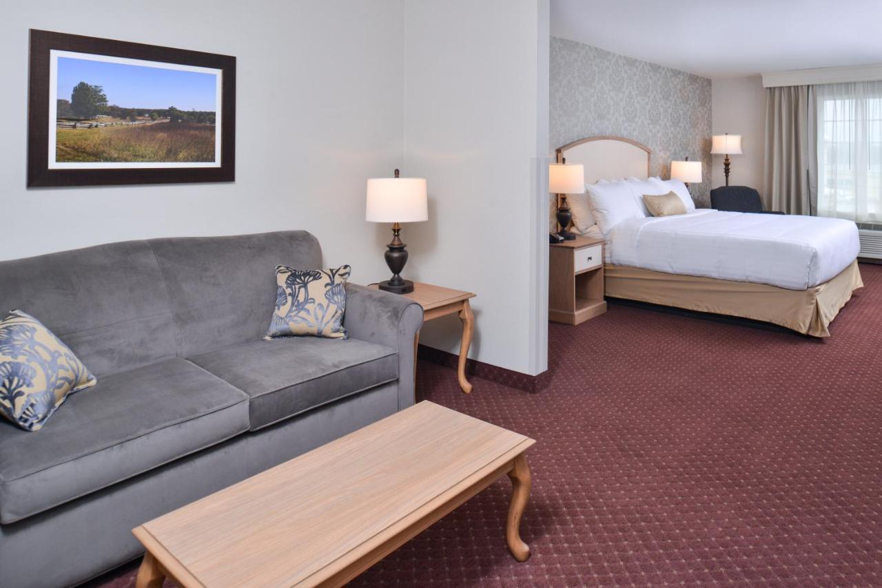 Appomattox Inn And Suites エクステリア 写真